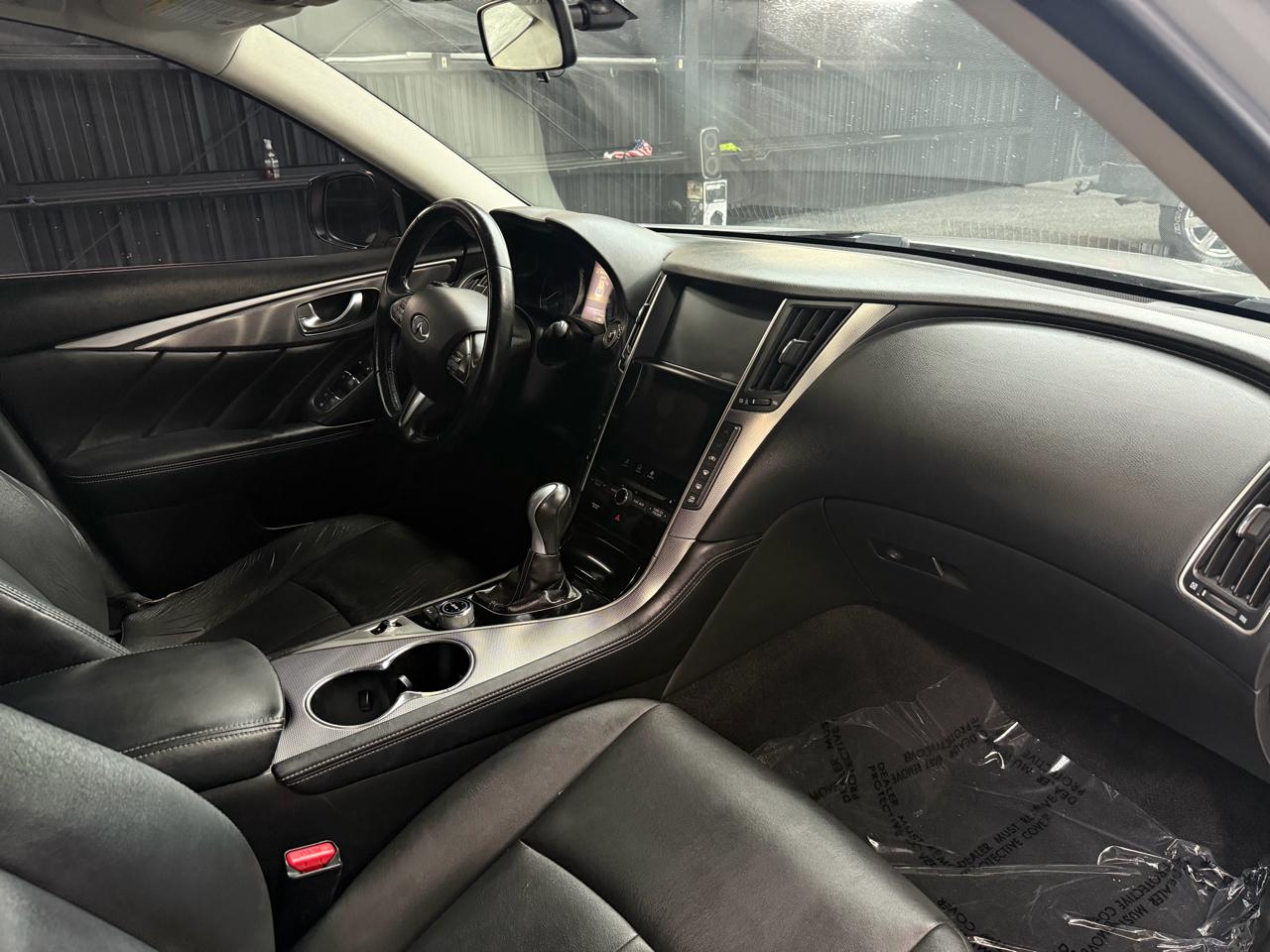 Infiniti Q50 Premium 2014