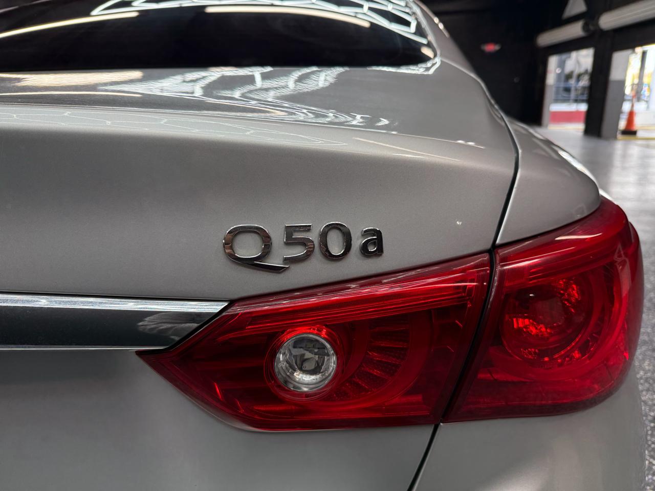 Infiniti Q50 Premium 2014