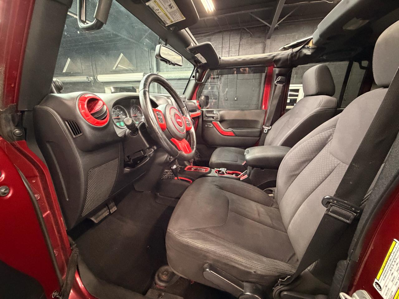 Jeep Wrangler Unlimited Sport 4WD 2013