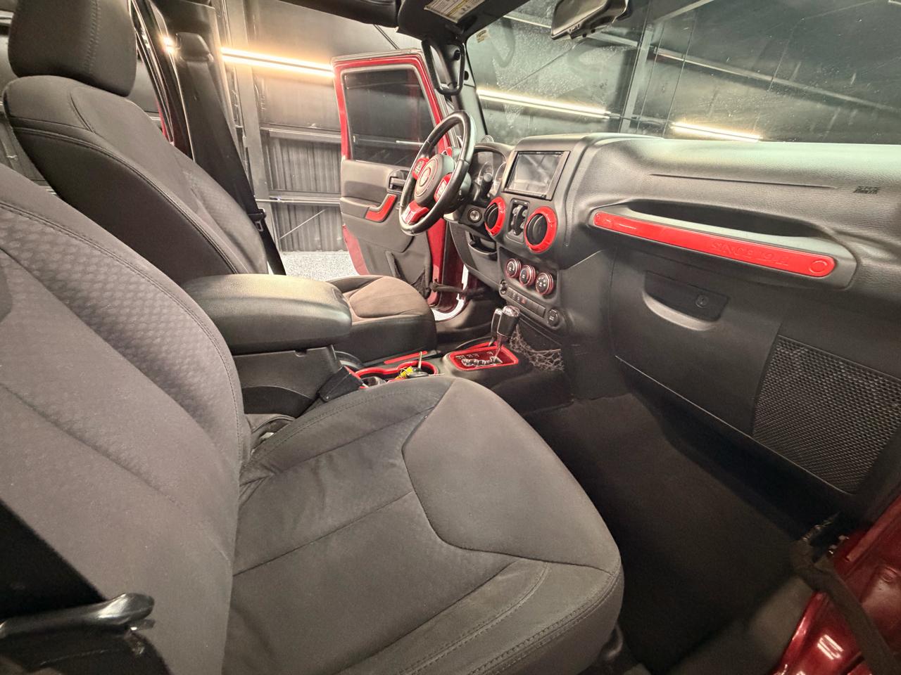 Jeep Wrangler Unlimited Sport 4WD 2013