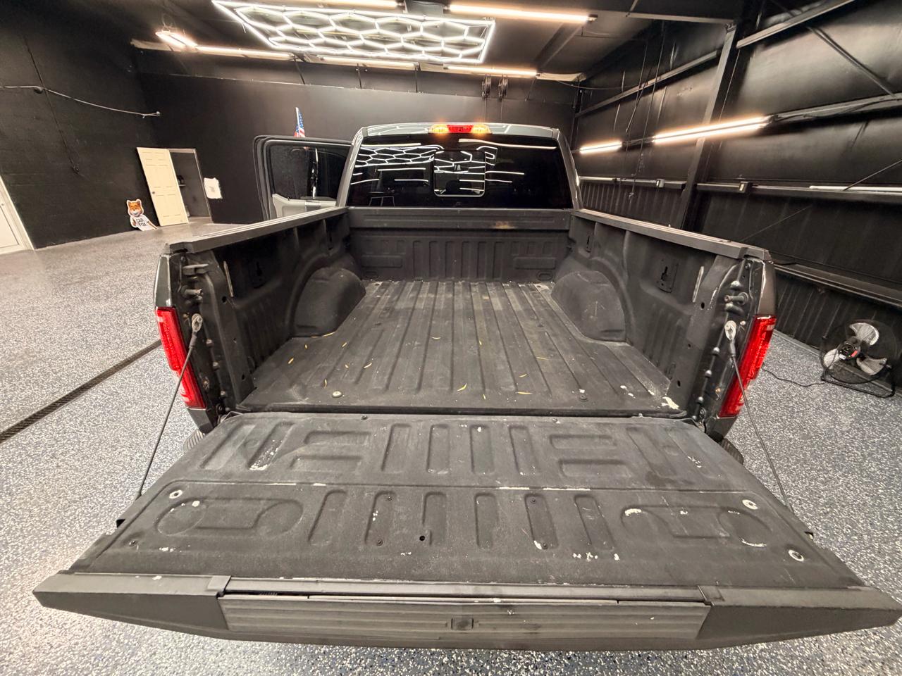 Ford F-150 XL SuperCrew 5.5-ft. Bed 4WD 2015