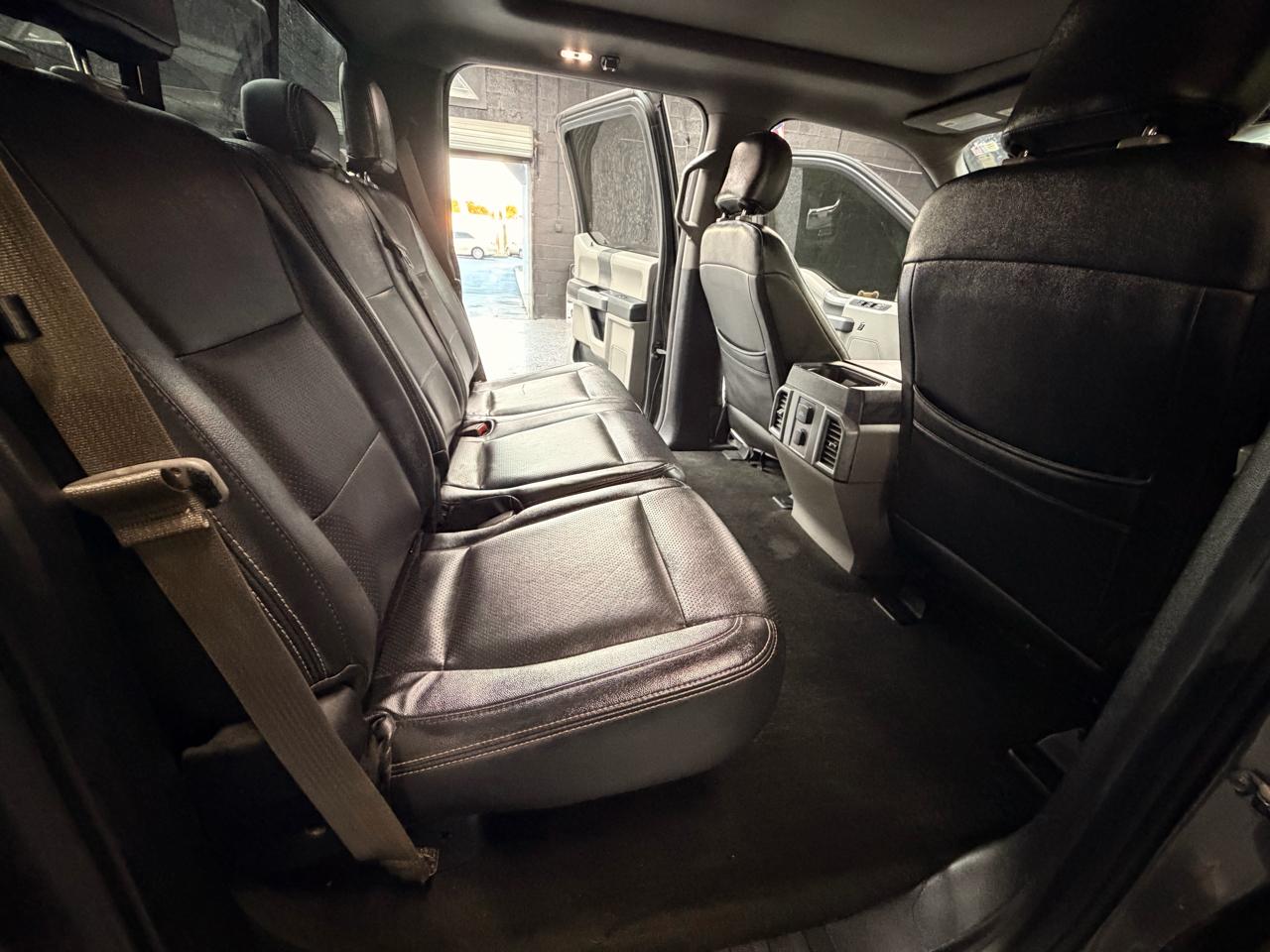 Ford F-150 XL SuperCrew 5.5-ft. Bed 4WD 2015