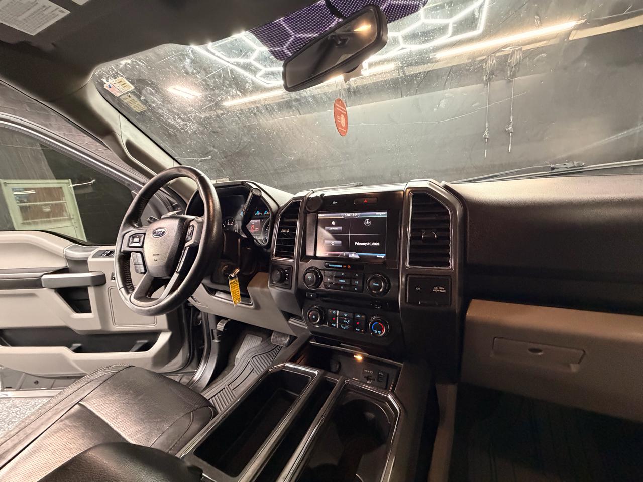 Ford F-150 XL SuperCrew 5.5-ft. Bed 4WD 2015