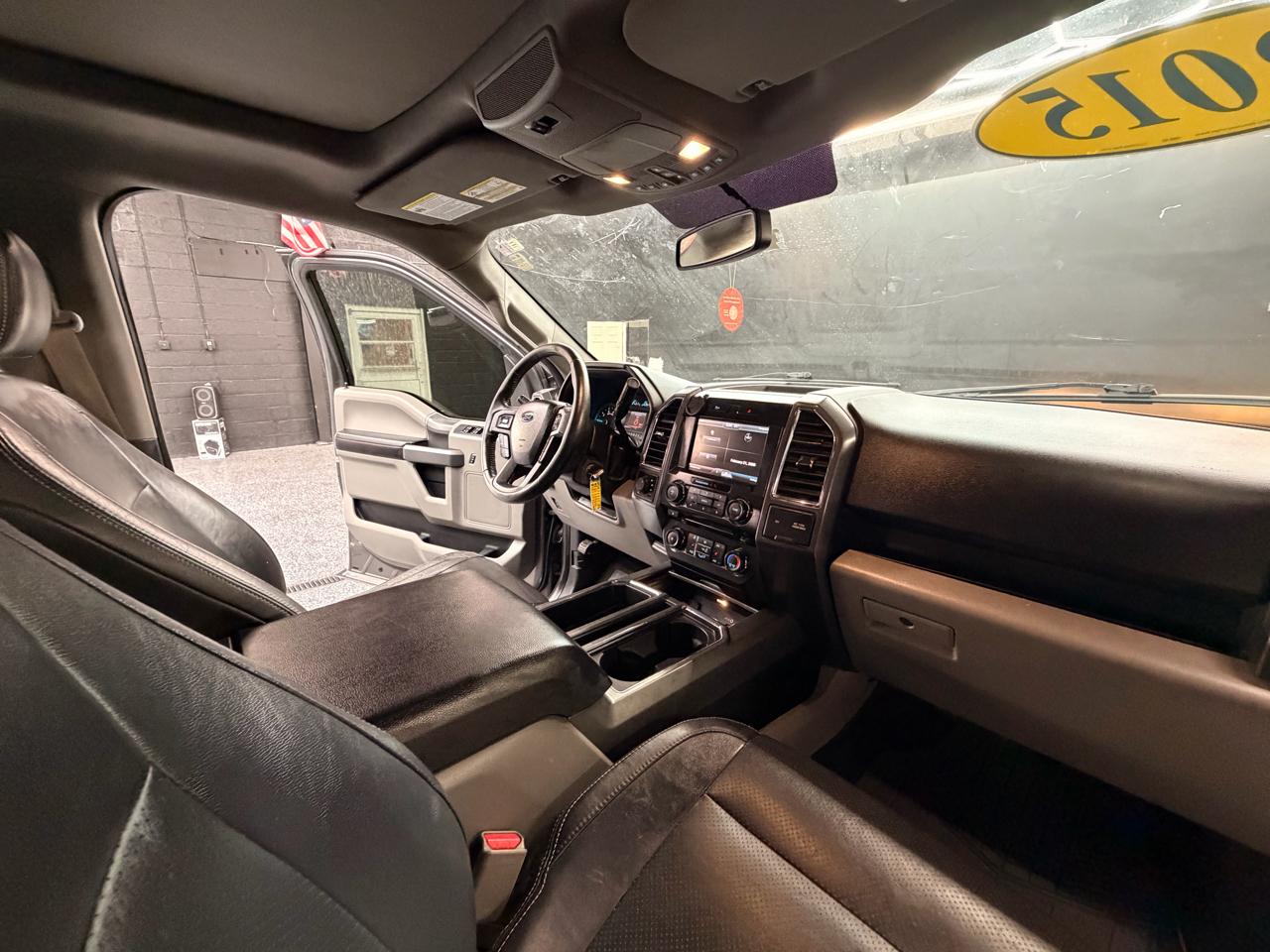 Ford F-150 XL SuperCrew 5.5-ft. Bed 4WD 2015