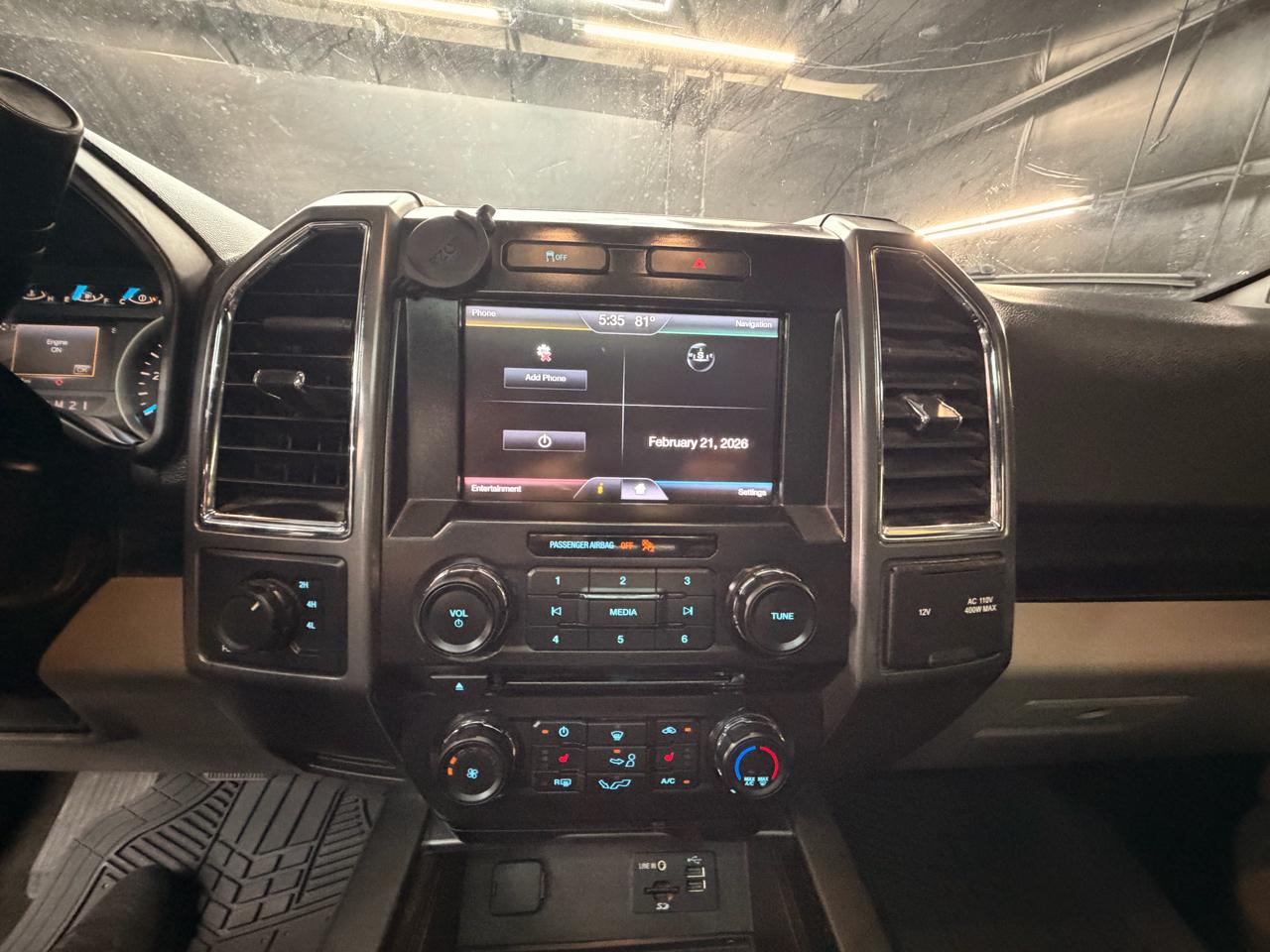 Ford F-150 XL SuperCrew 5.5-ft. Bed 4WD 2015