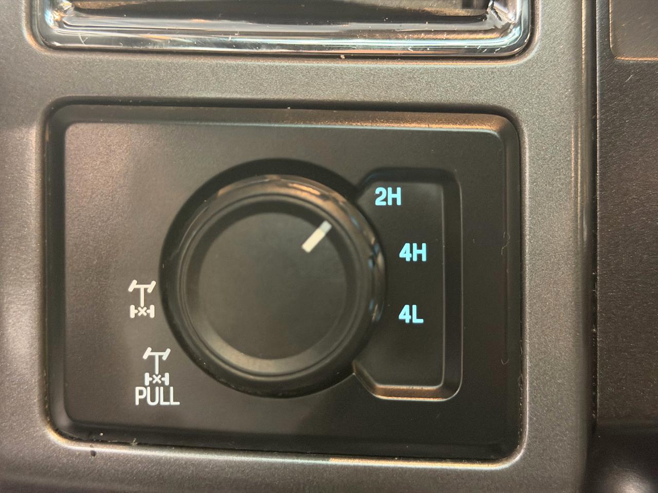 Ford F-150 XL SuperCrew 5.5-ft. Bed 4WD 2015