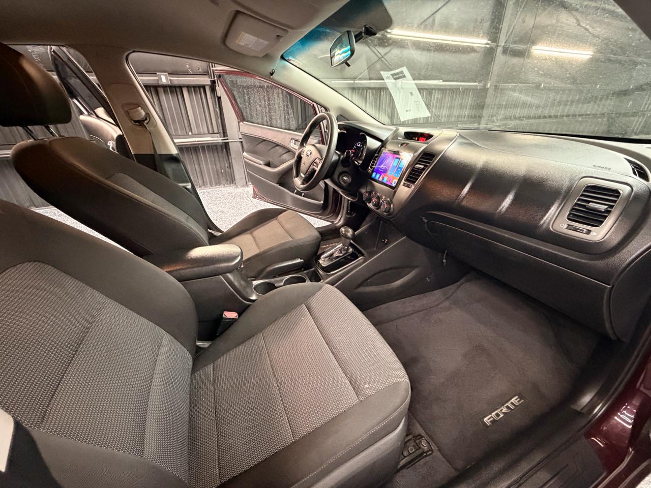 Kia Forte LX 6M 2018