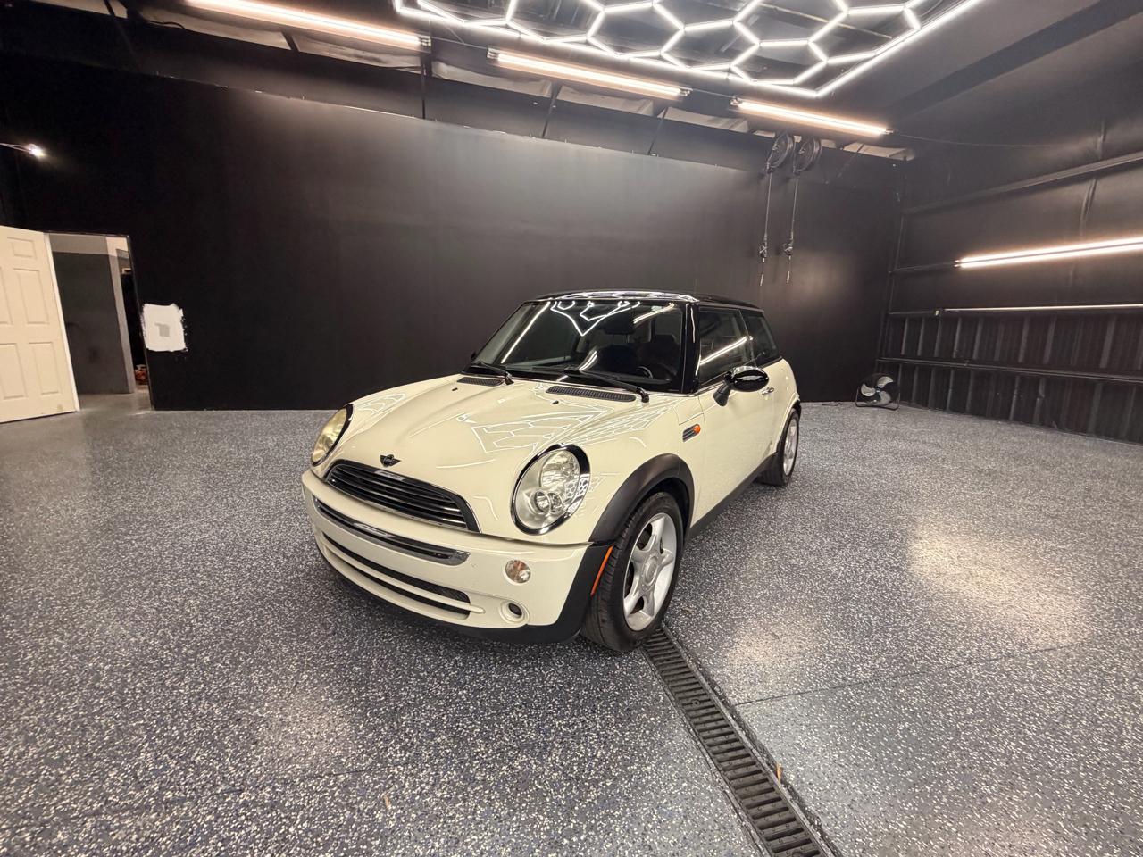 2005 MINI Cooper Base