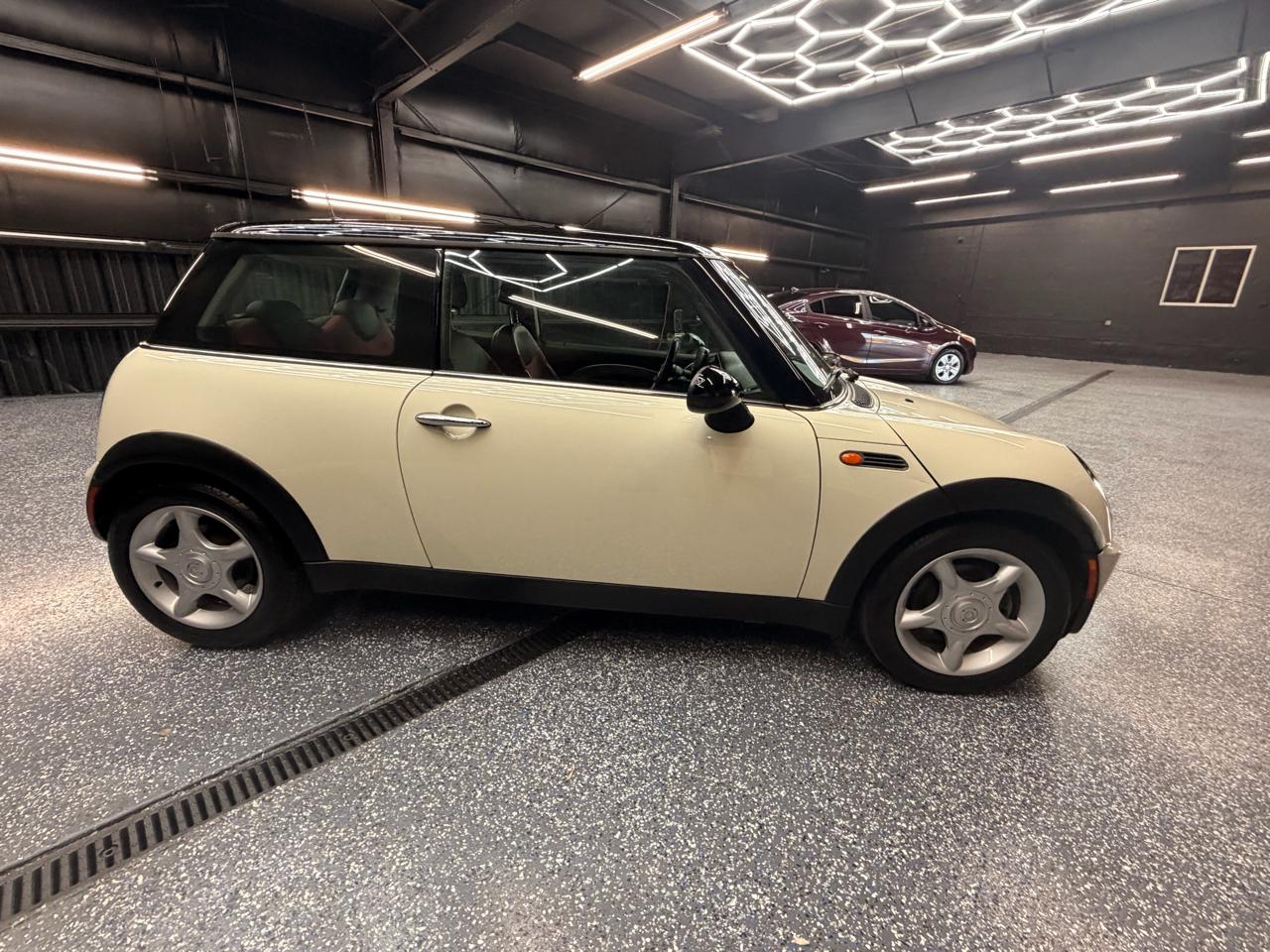 MINI Cooper Base 2005