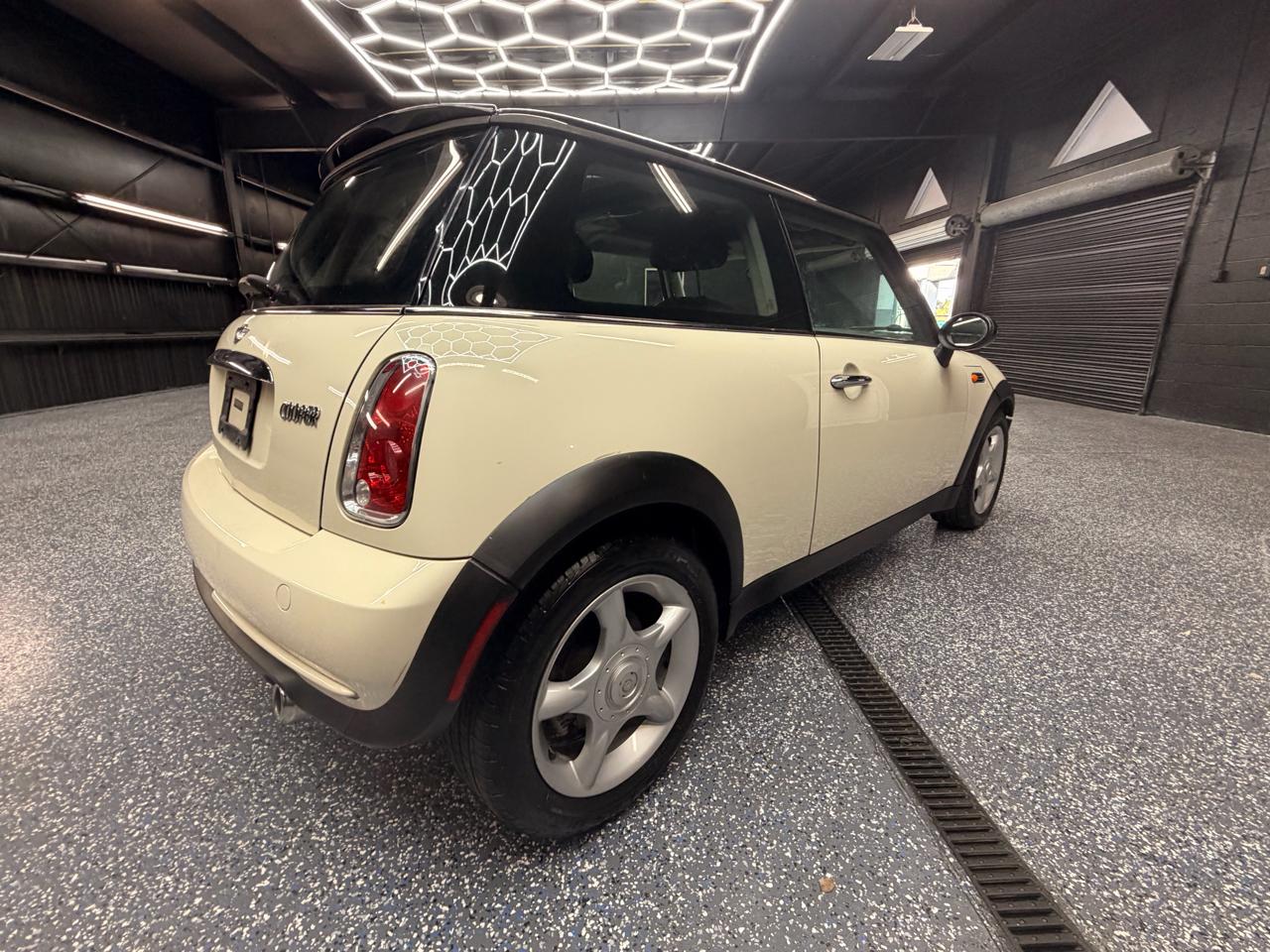 MINI Cooper Base 2005
