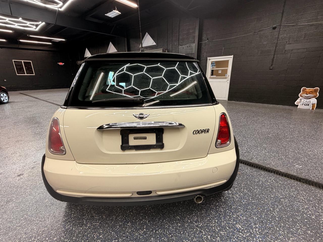 MINI Cooper Base 2005