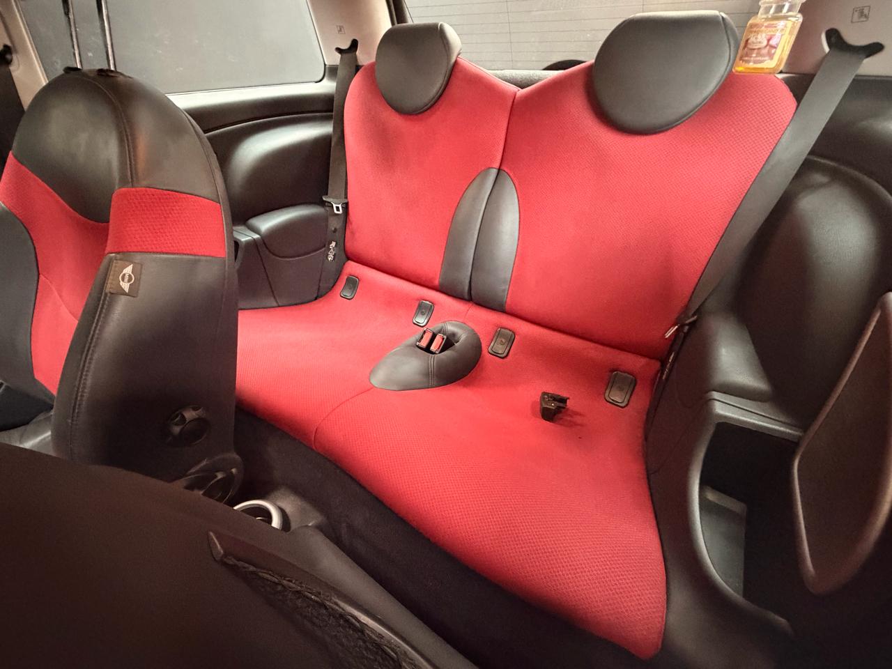 MINI Cooper Base 2005