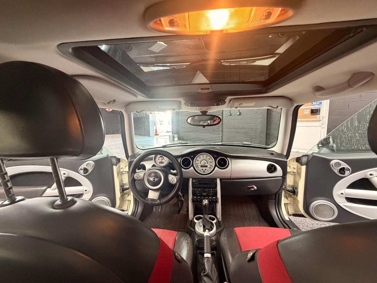 MINI Cooper Base 2005