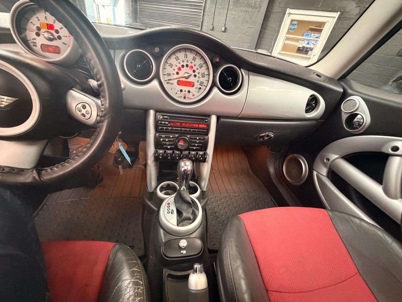 MINI Cooper Base 2005