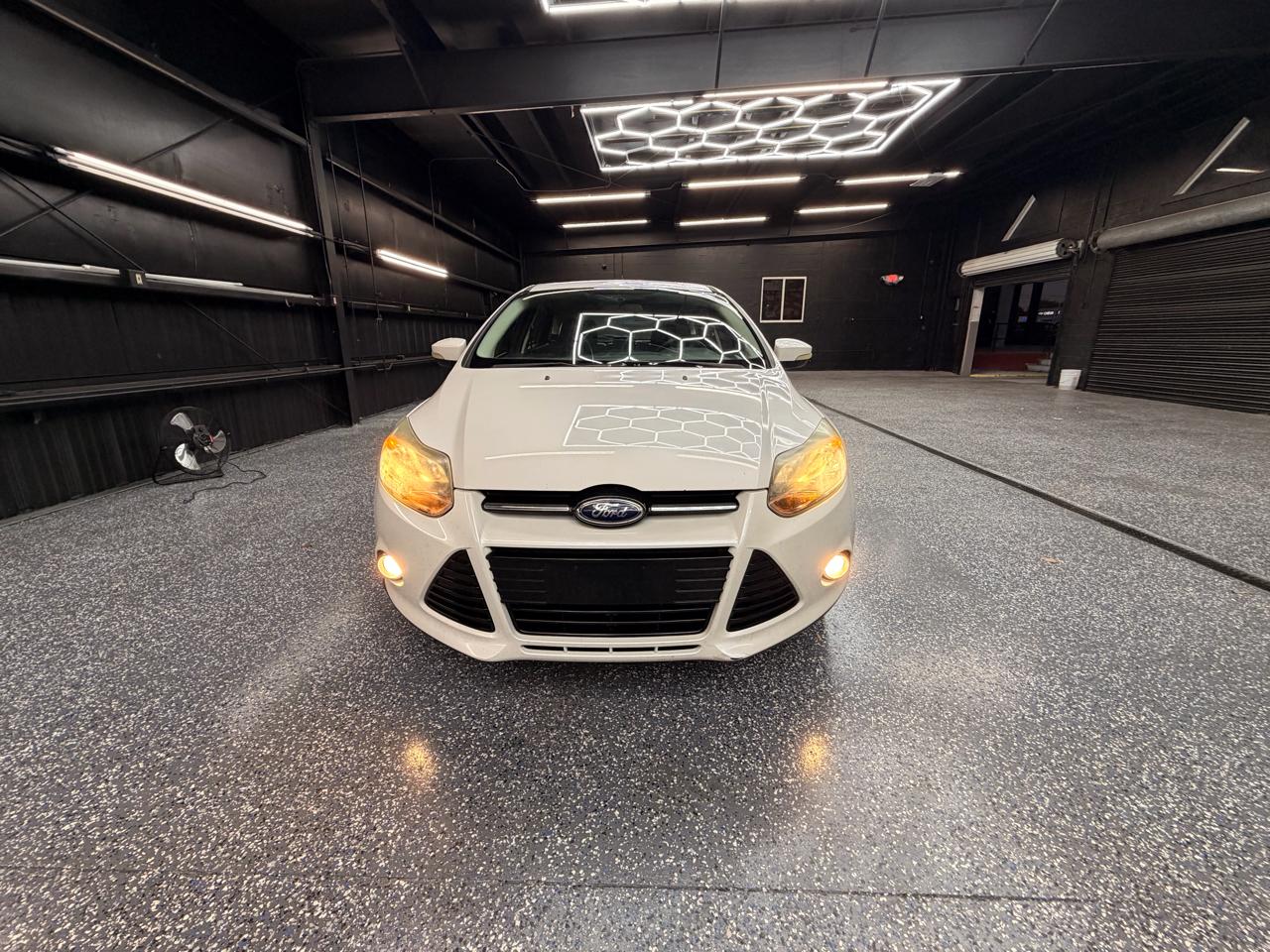 Ford Focus Titanium Hatch 2014