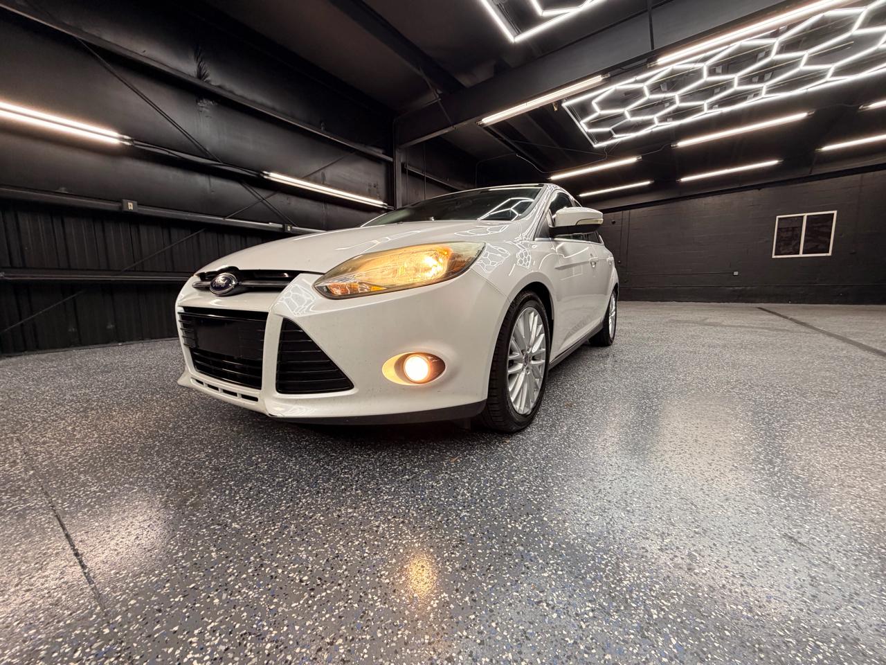 Ford Focus Titanium Hatch 2014