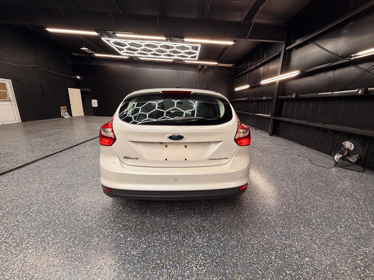 Ford Focus Titanium Hatch 2014