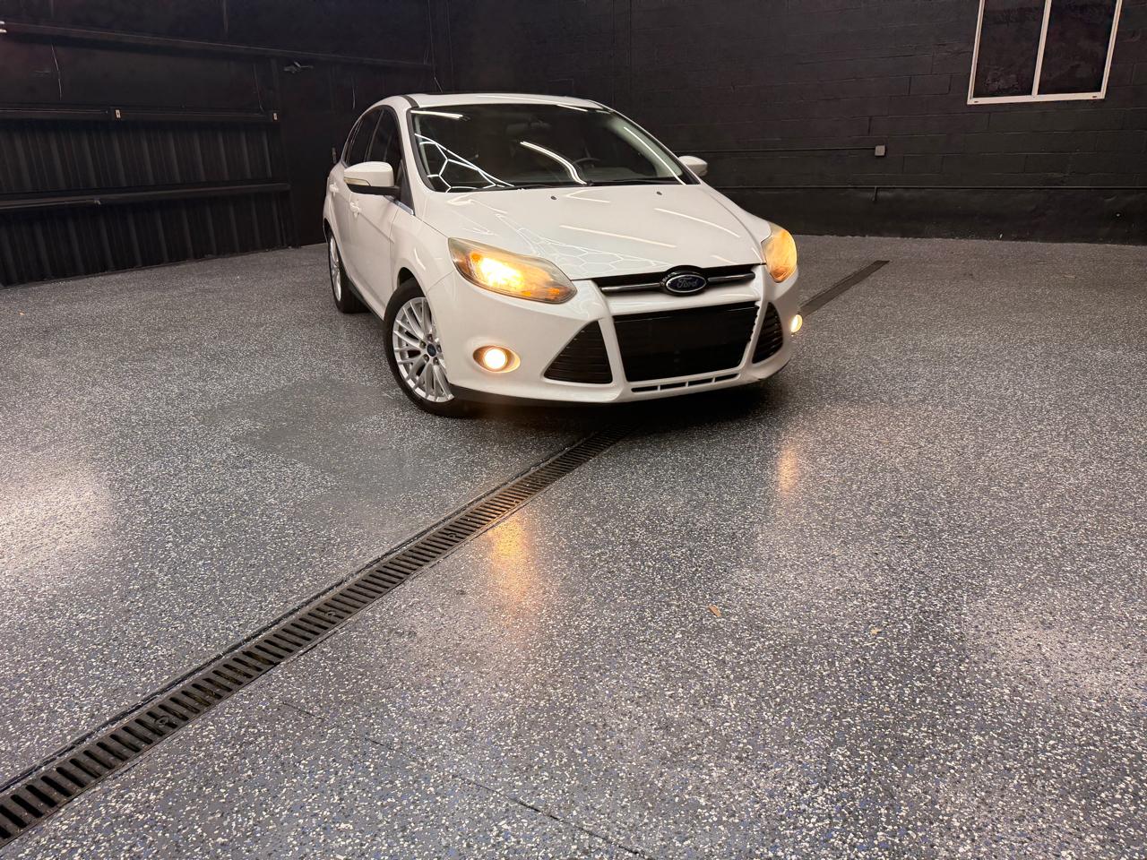 Ford Focus Titanium Hatch 2014