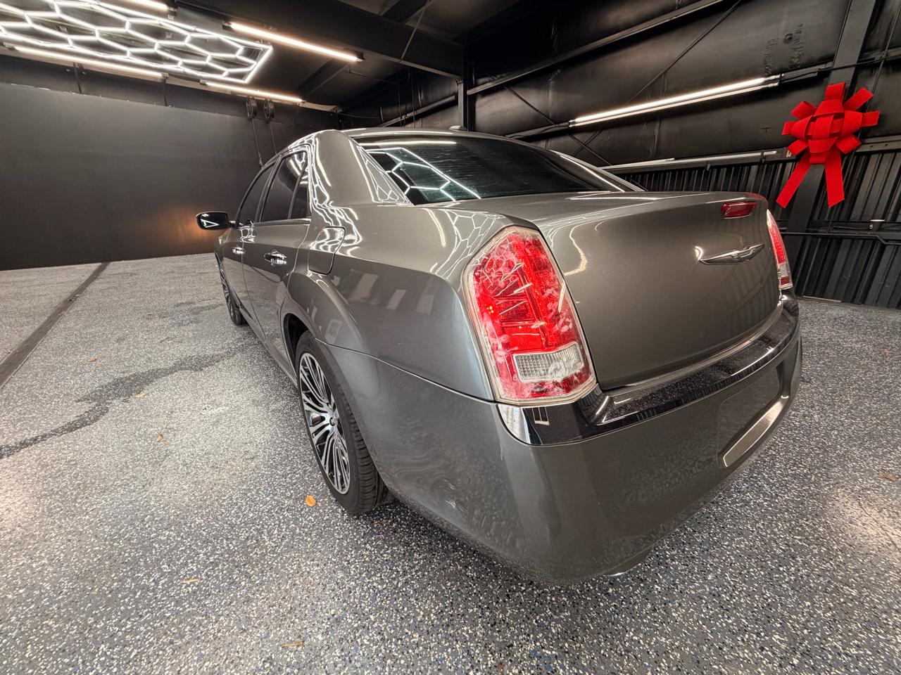 Chrysler 300 Limited RWD 2012