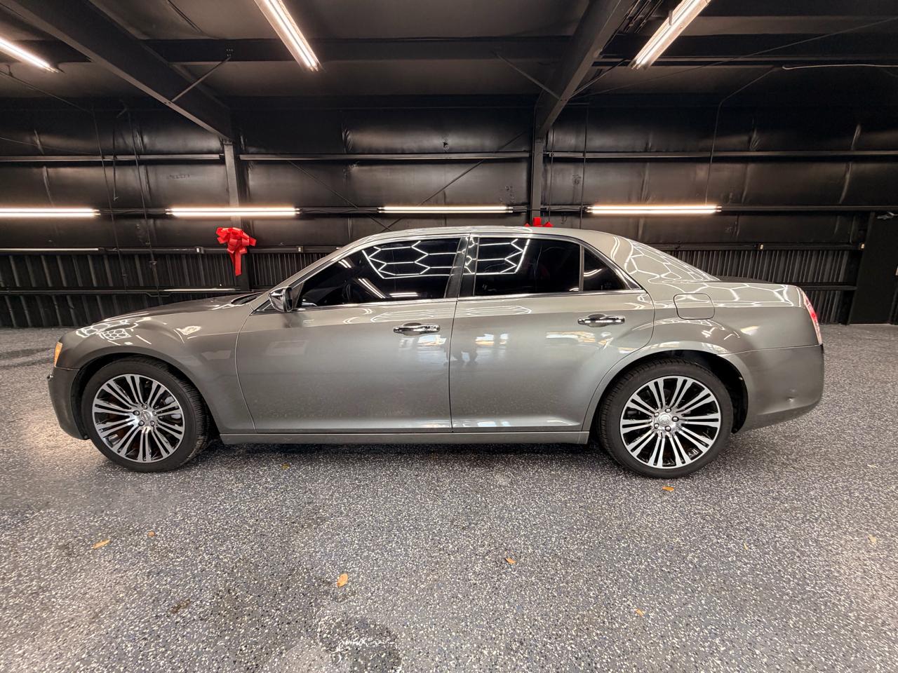 Chrysler 300 Limited RWD 2012