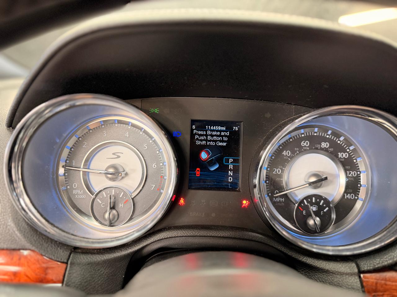 Chrysler 300 Limited RWD 2012