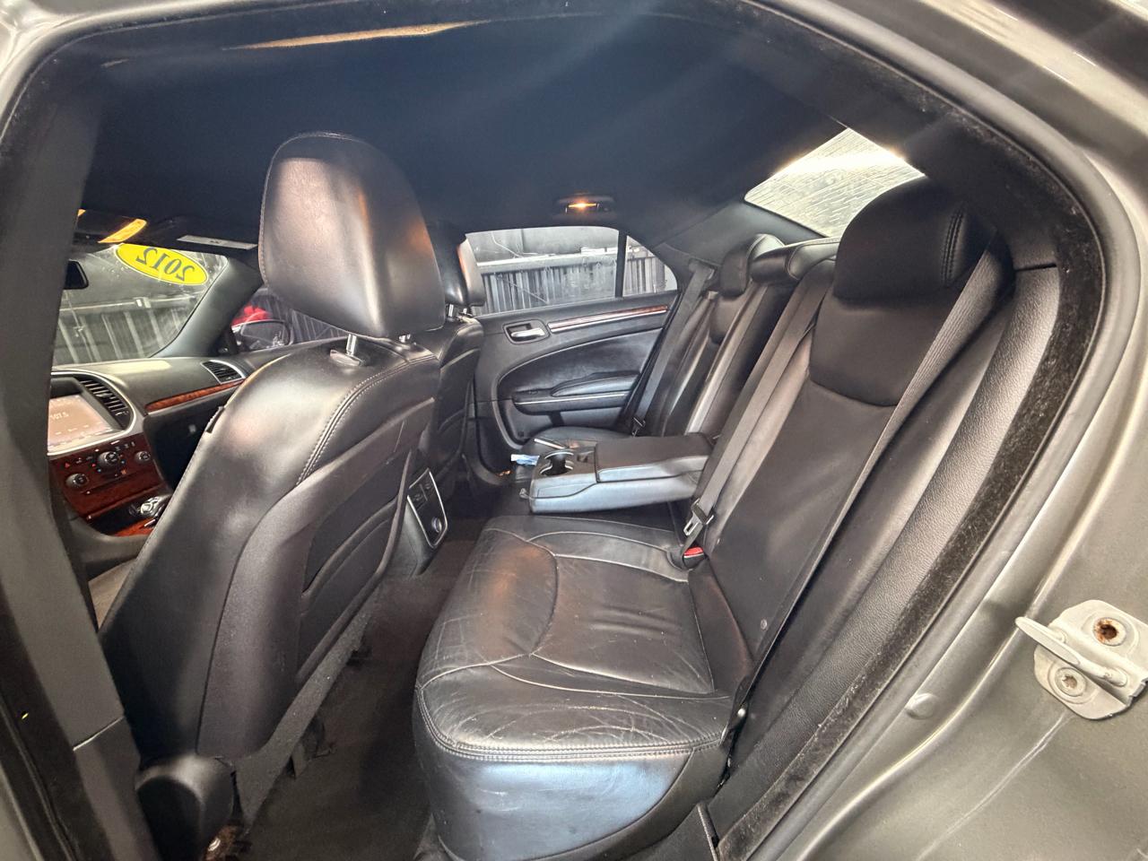 2012 Chrysler 300 Limited - Photo 18