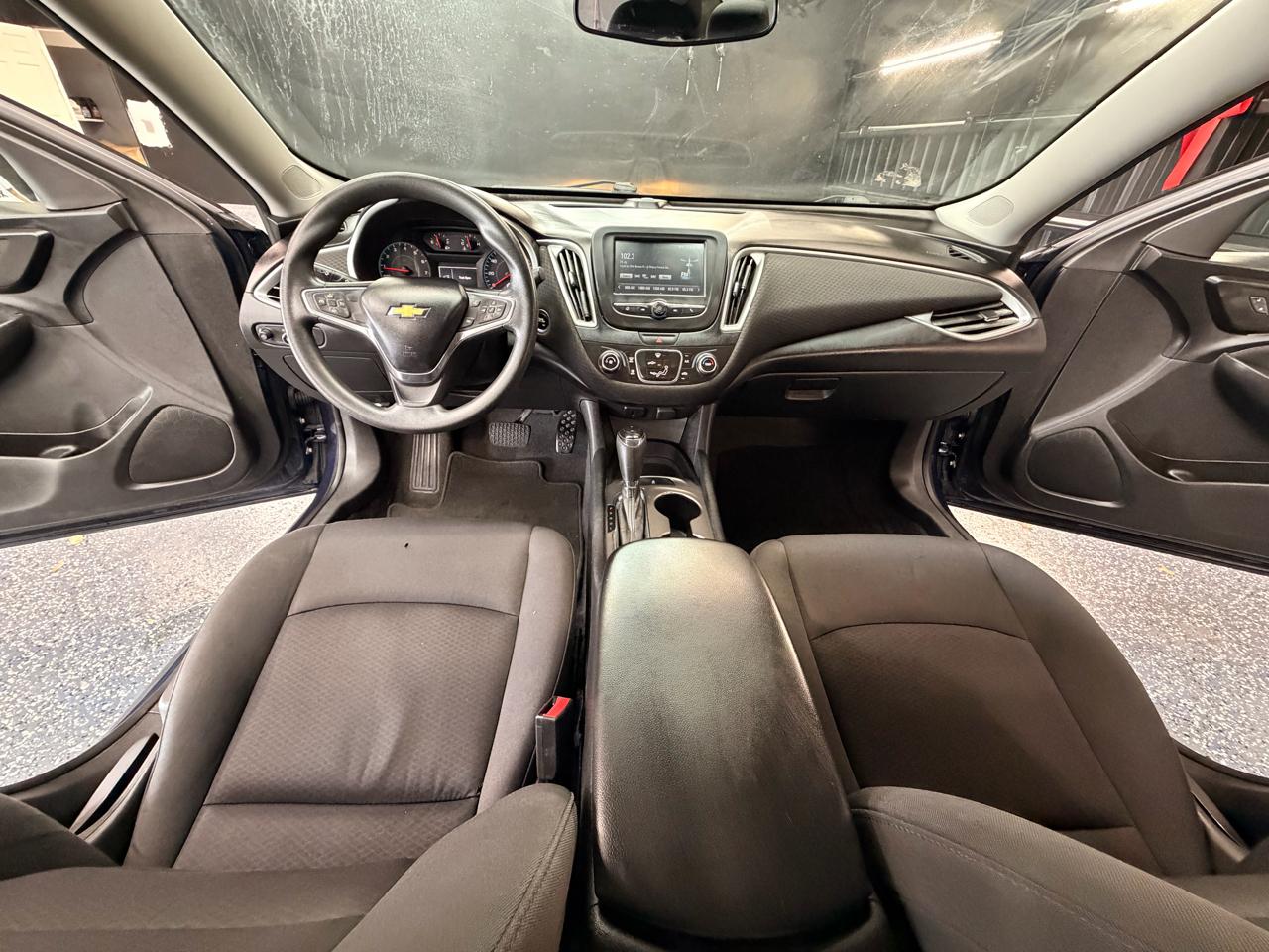 Chevrolet Malibu LS 2018