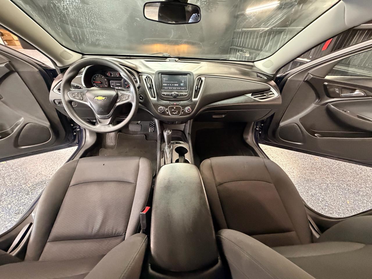 Chevrolet Malibu LS 2018