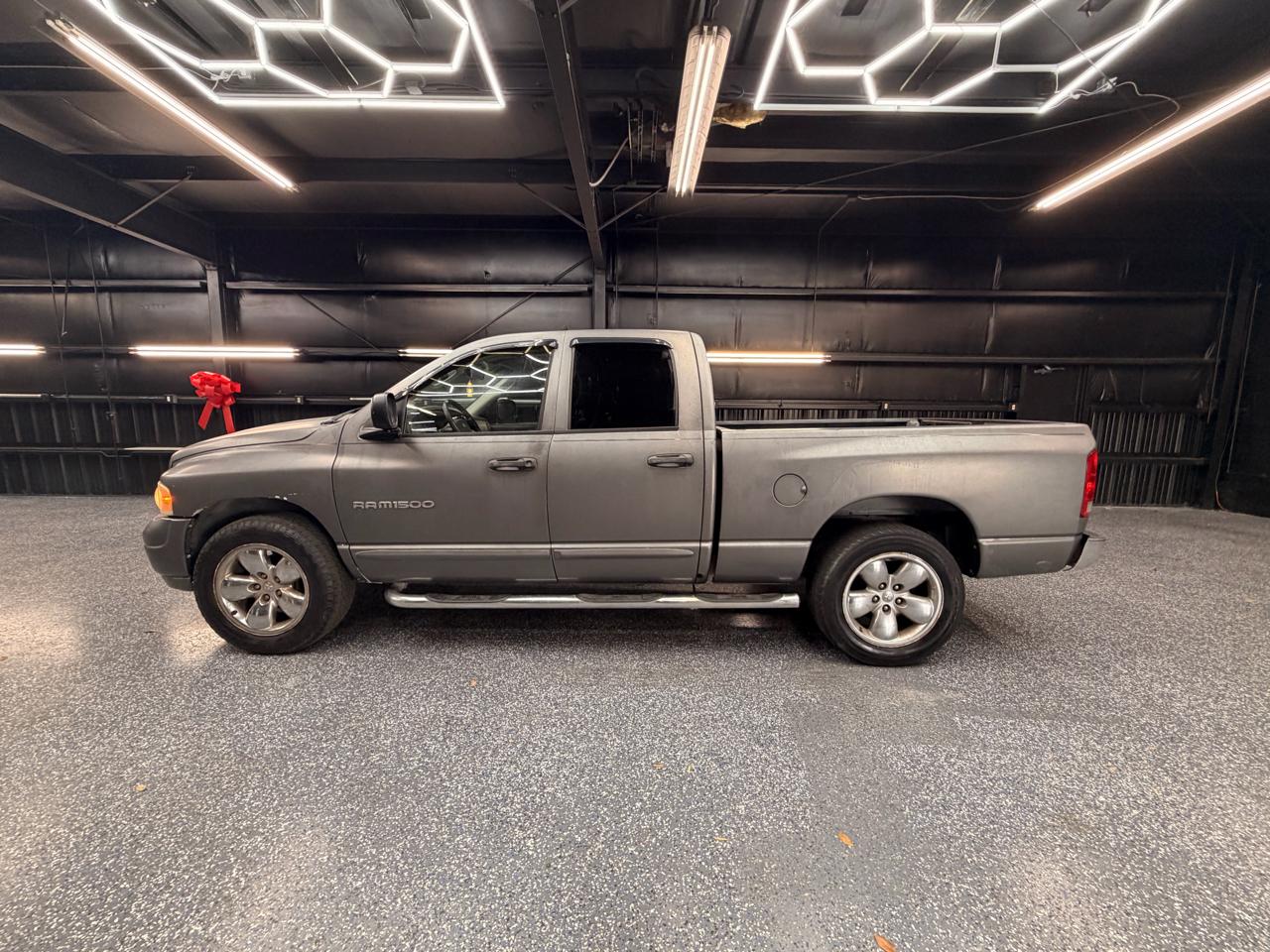 Dodge Ram 1500 Laramie Quad Cab Long Bed 2WD 2005