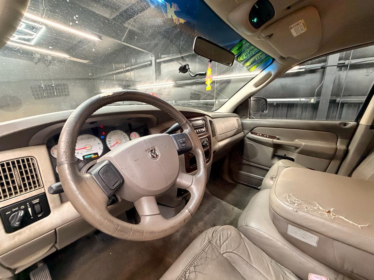 Dodge Ram 1500 Laramie Quad Cab Long Bed 2WD 2005