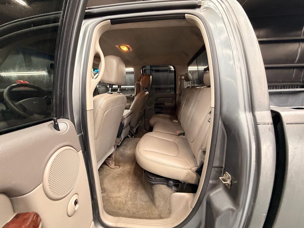 Dodge Ram 1500 Laramie Quad Cab Long Bed 2WD 2005