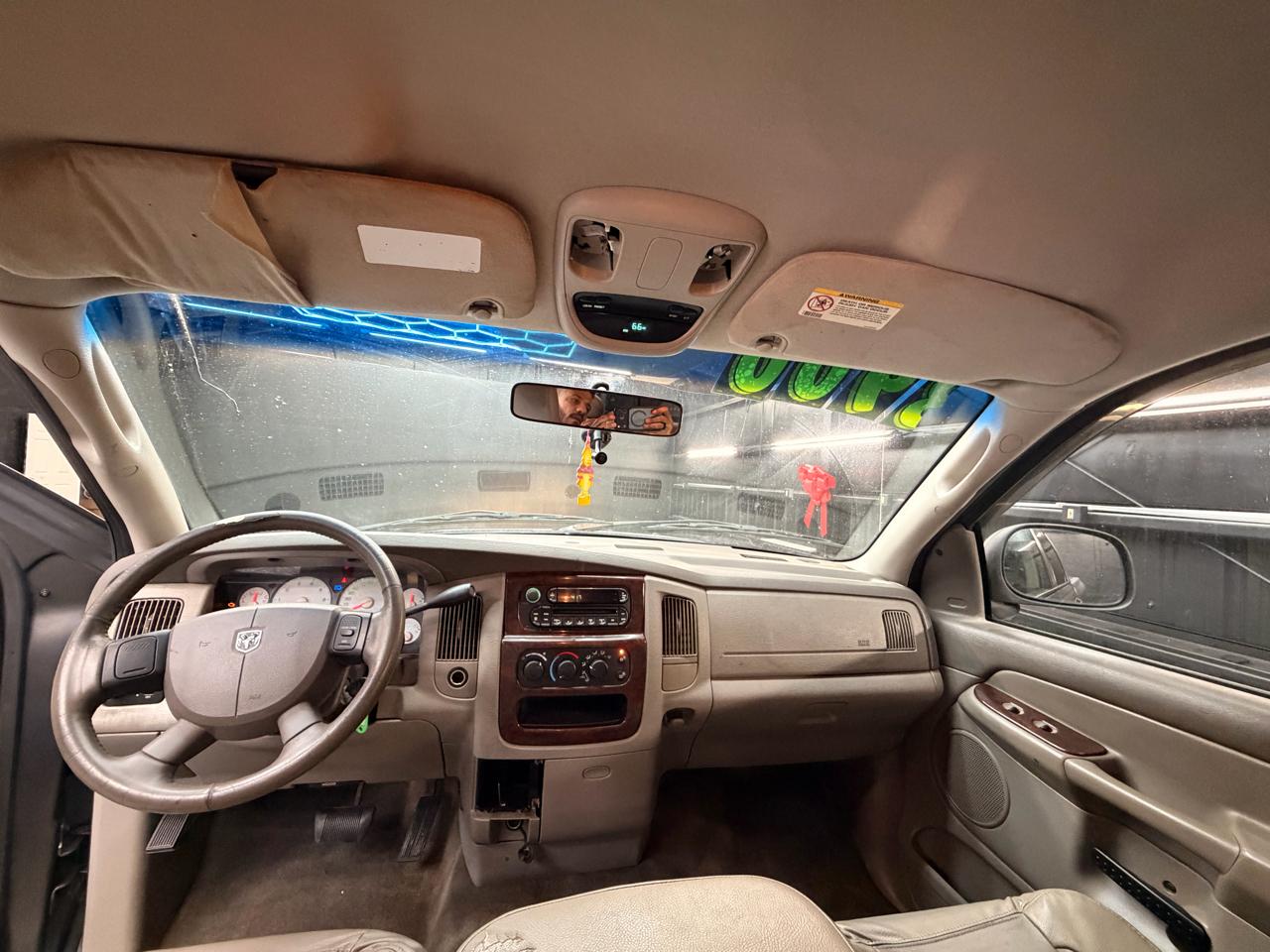 Dodge Ram 1500 Laramie Quad Cab Long Bed 2WD 2005