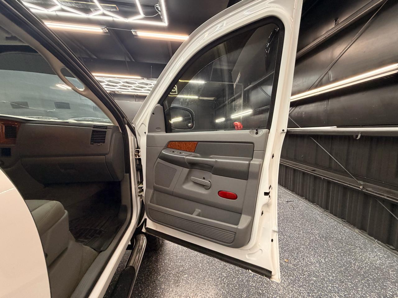 Dodge Ram 1500 TRX4 Off Road Quad Cab 4WD 2006