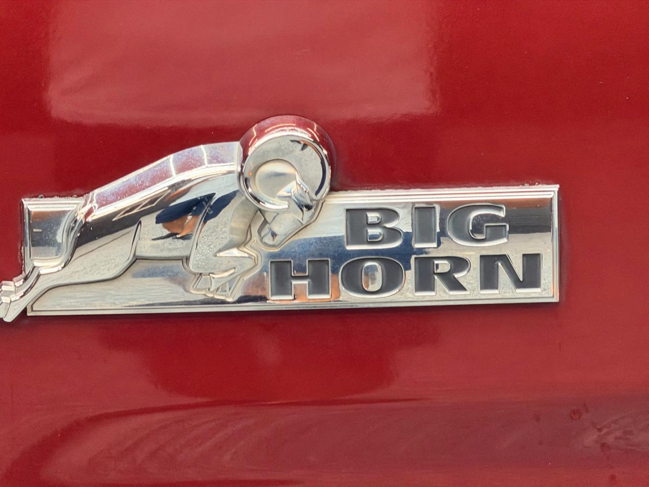 RAM 1500 SLT Quad Cab 2WD 2015