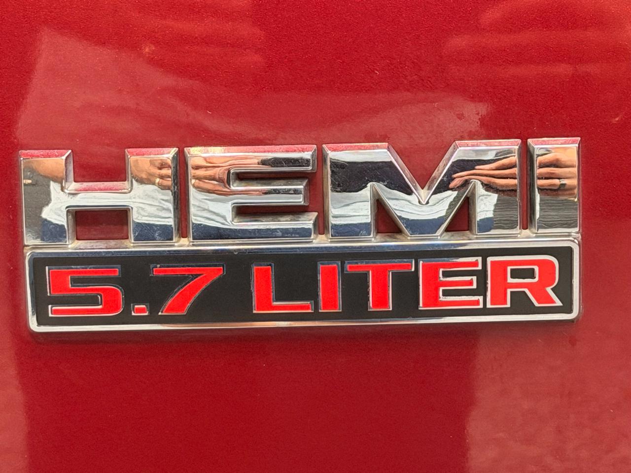 RAM 1500 SLT Quad Cab 2WD 2015