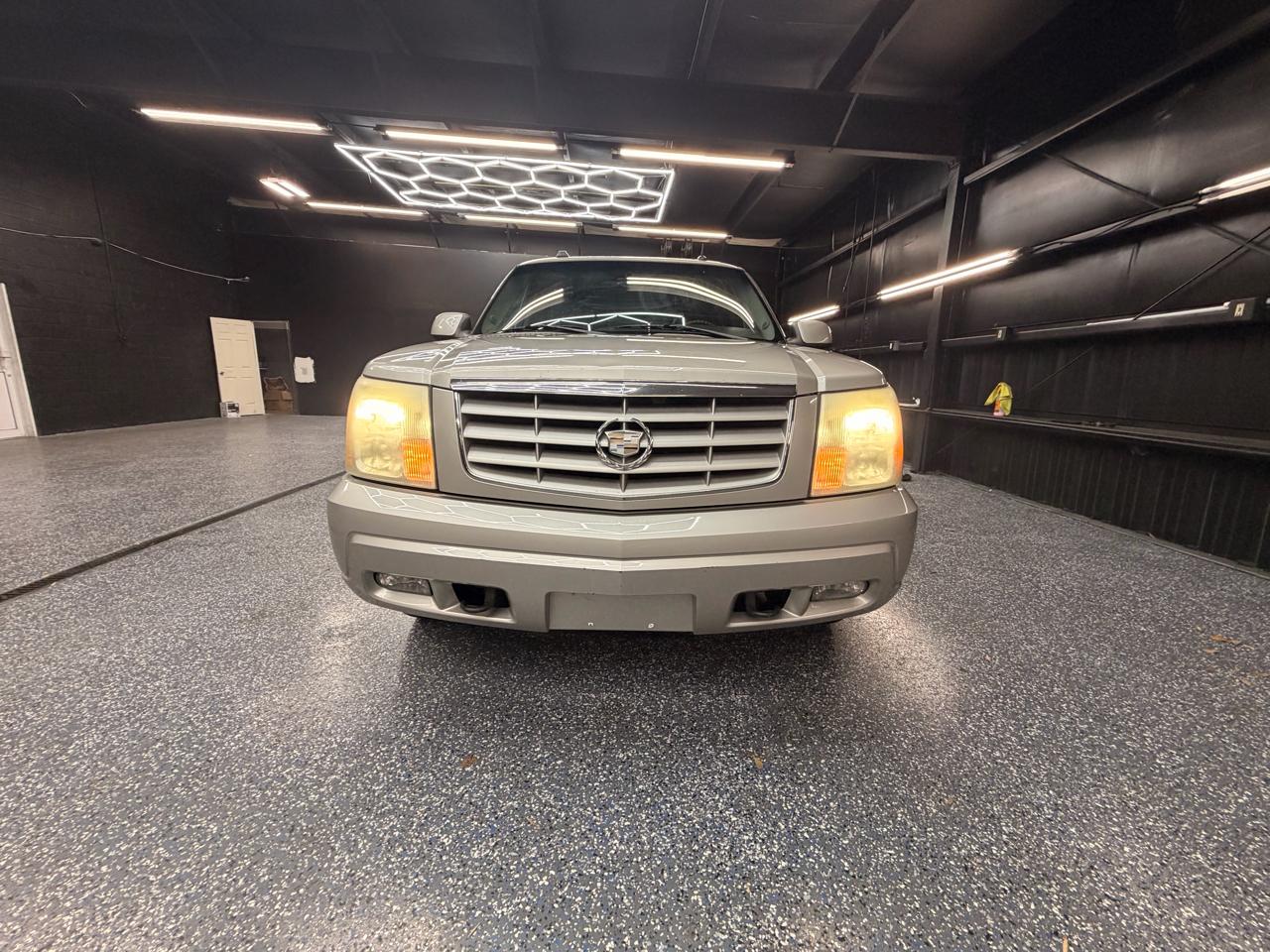 Cadillac Escalade AWD 2004