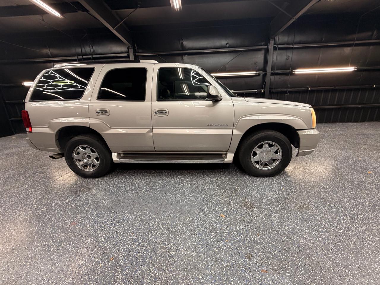 Cadillac Escalade AWD 2004