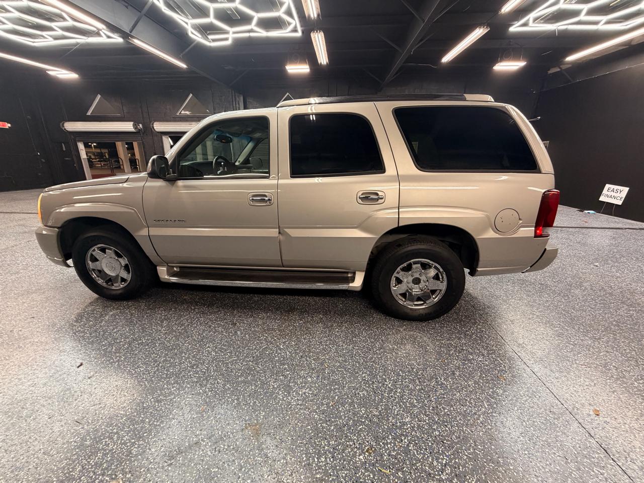 Cadillac Escalade AWD 2004