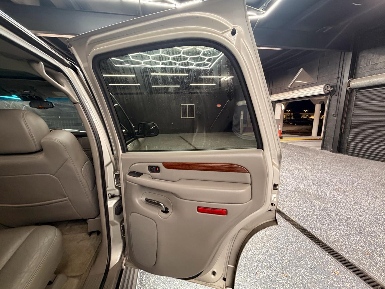 Cadillac Escalade AWD 2004