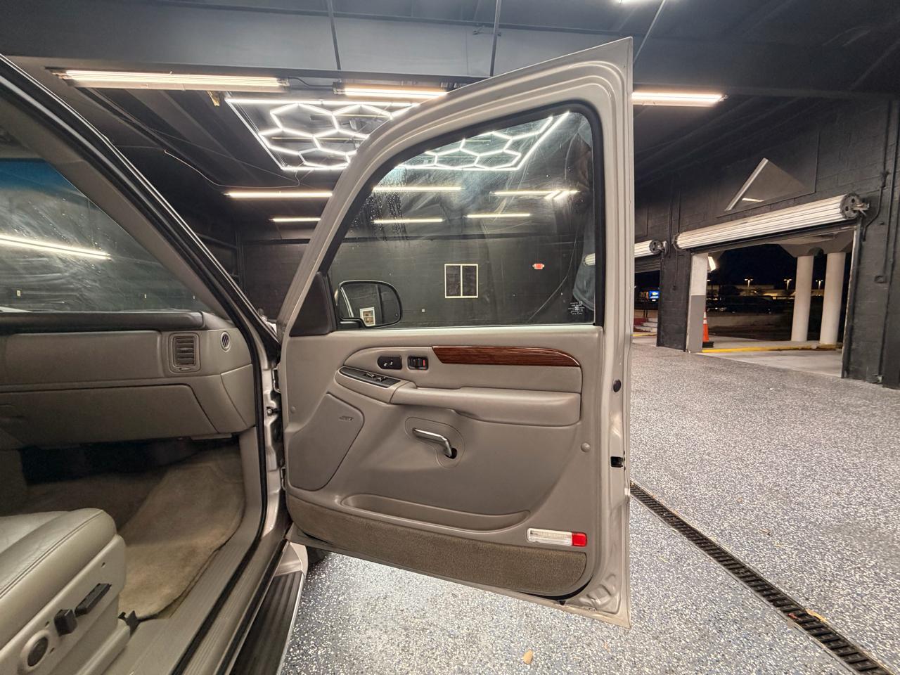 Cadillac Escalade AWD 2004