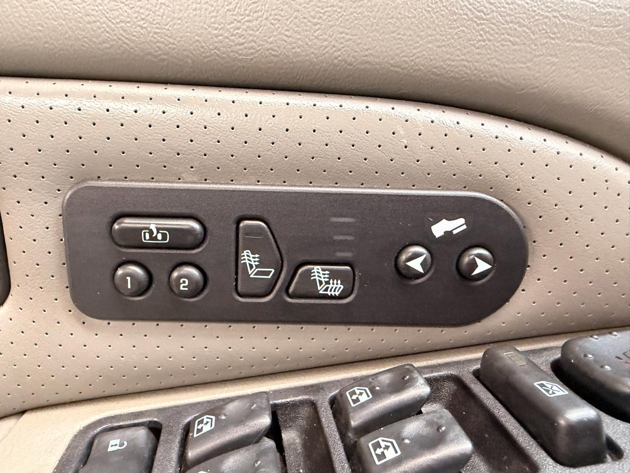 Cadillac Escalade AWD 2004