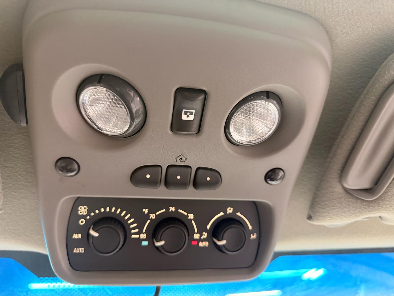 Cadillac Escalade AWD 2004