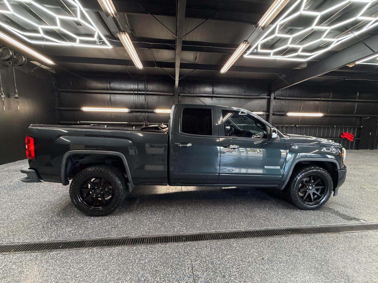 GMC Sierra 1500 Base Double Cab 2WD 2018