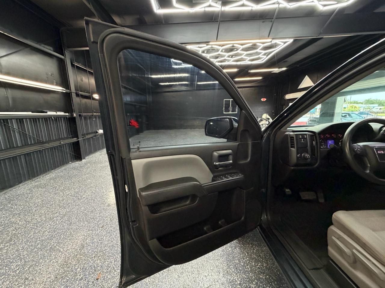 GMC Sierra 1500 Base Double Cab 2WD 2018