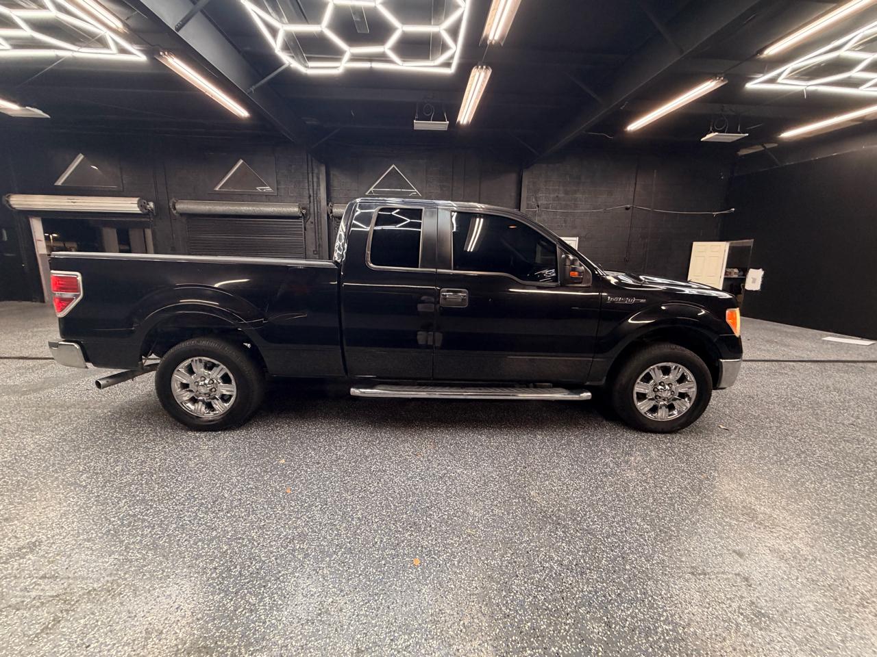 Ford F-150 STX SuperCab 6.5-ft. Bed 2WD 2011