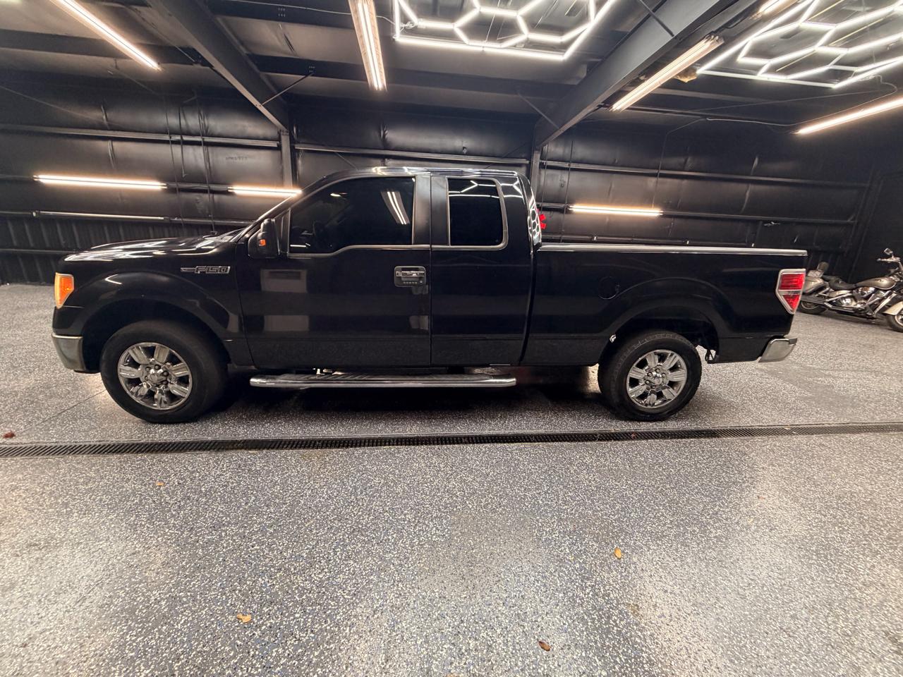 Ford F-150 STX SuperCab 6.5-ft. Bed 2WD 2011