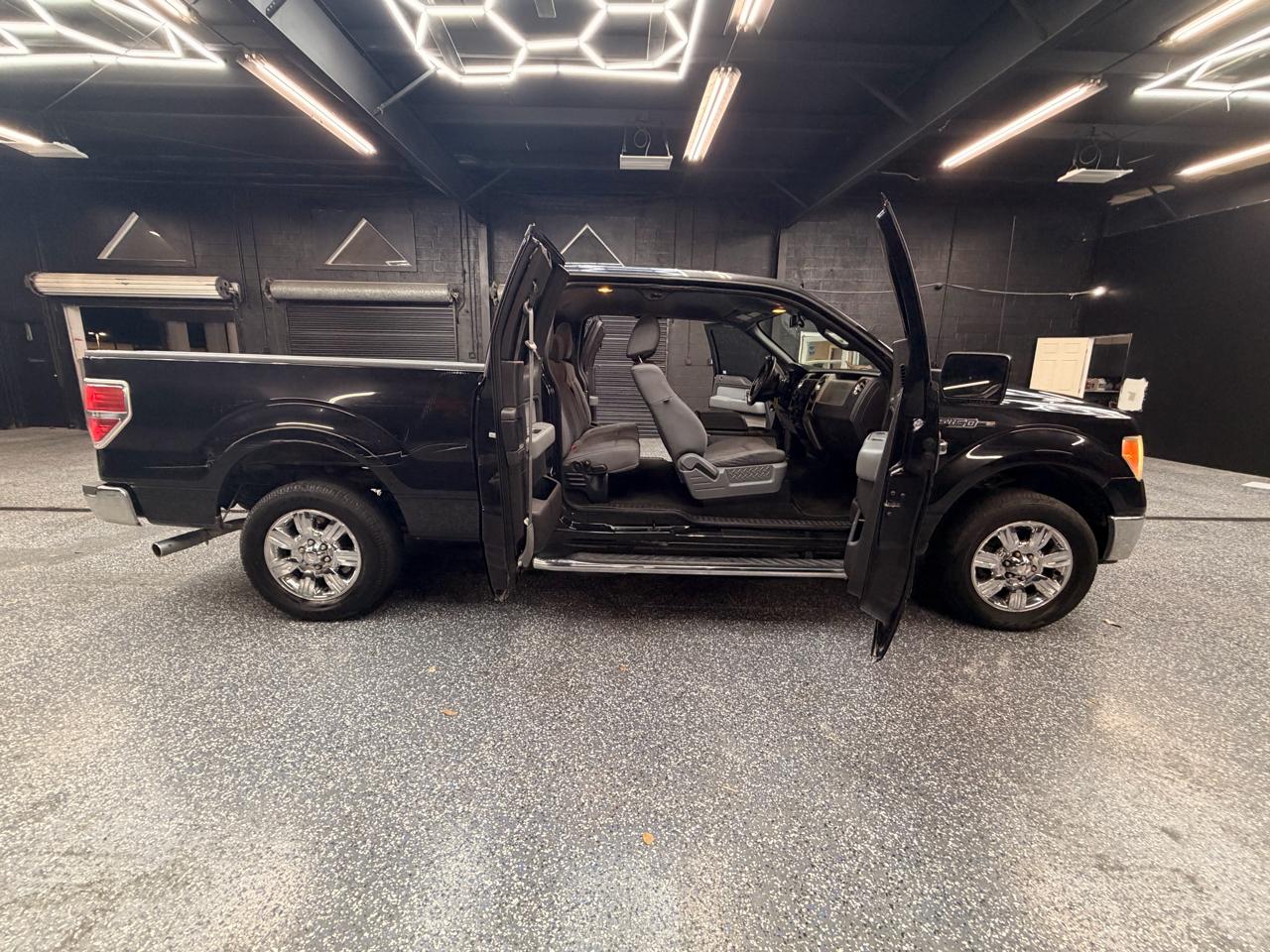 Ford F-150 STX SuperCab 6.5-ft. Bed 2WD 2011