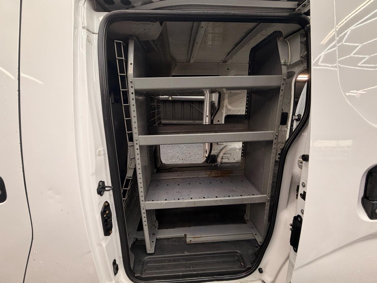 Nissan NV200 SV 2018