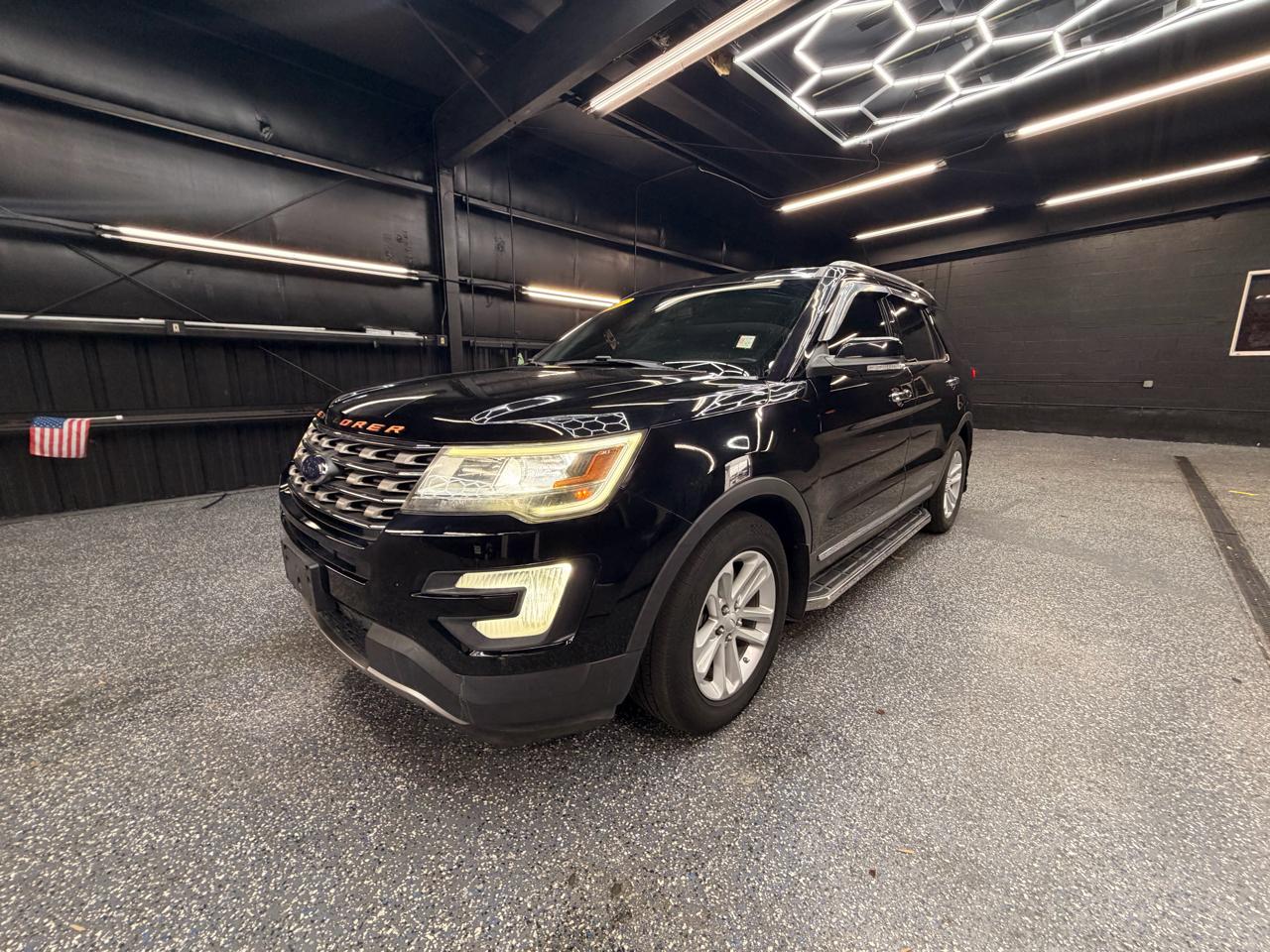 Ford Explorer XLT FWD 2017