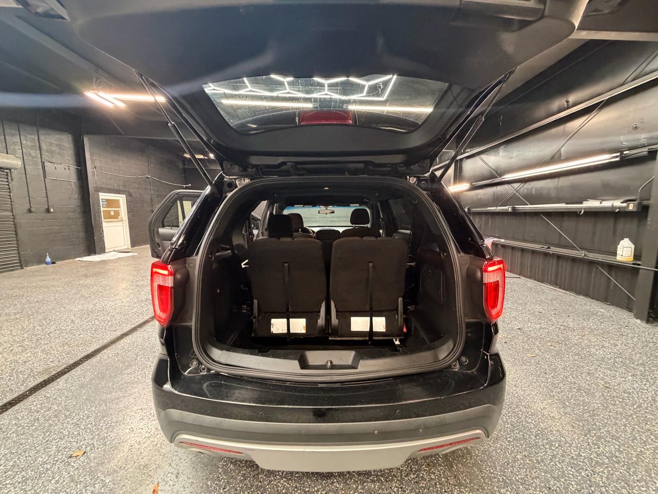 Ford Explorer XLT FWD 2017